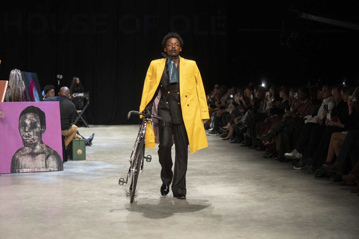 AA-20260425-41211382-41211378-GUNEY_AFRIKA_MODA_HAFTASI