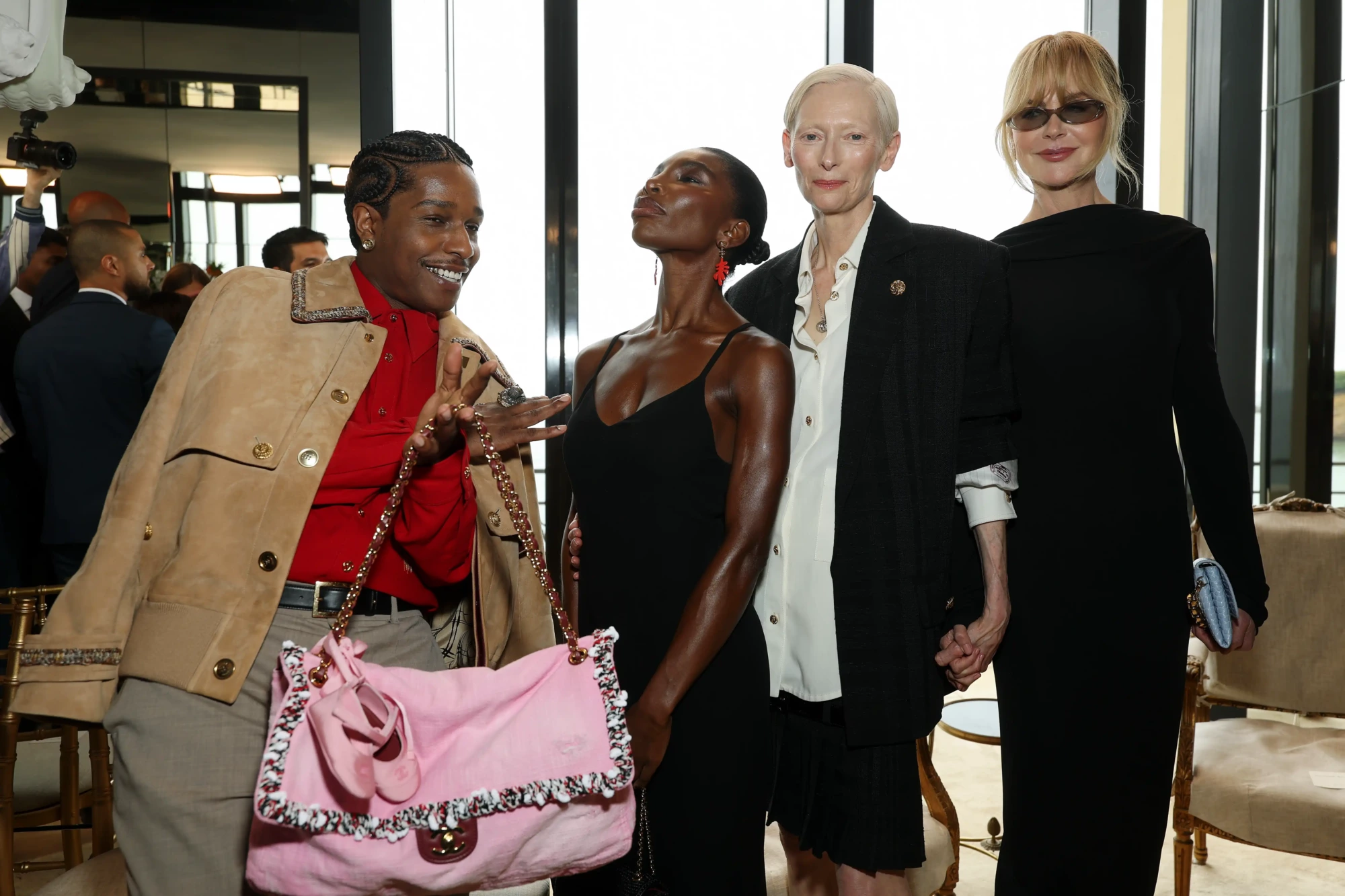 chanel-cruise-2026-27-front-row-2000x1333 (1)