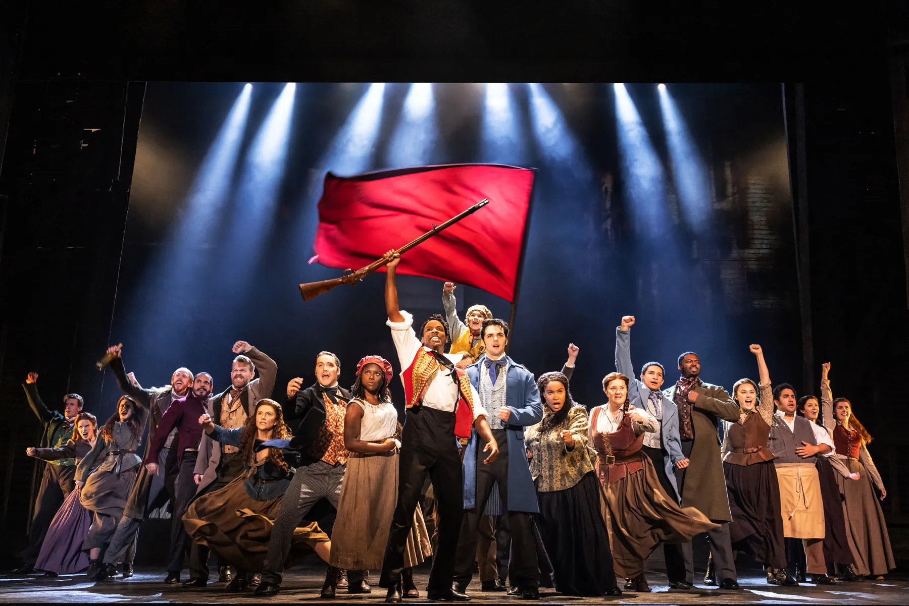 01.-LES_MIS_TOUR_0789c_One-Day-More_Photo-by-Matthew-Murphy_v003