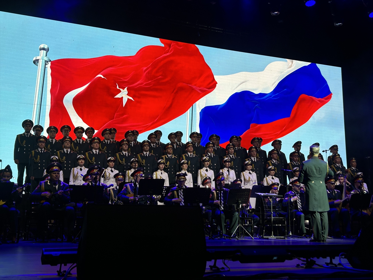 AA-20260627-41807065-41807061-ALEKSANDROV_RUS_KIZILORDU_KOROSU_VE_HAYKO_CEPKIN_HARBIYEDE_AYNI_SAHNEDE_BULUSTU