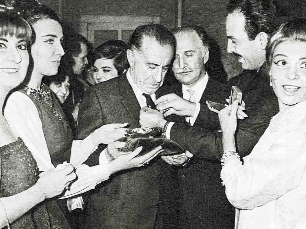 vasfi_riza_zobunun_50_yili_KAPAK