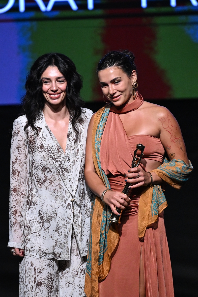 AA-20261003-42645328-42645310-33_ULUSLARARASI_ADANA_ALTIN_KOZA_FILM_FESTIVALINDE_ODULLER_SAHIPLERINI_BULDU