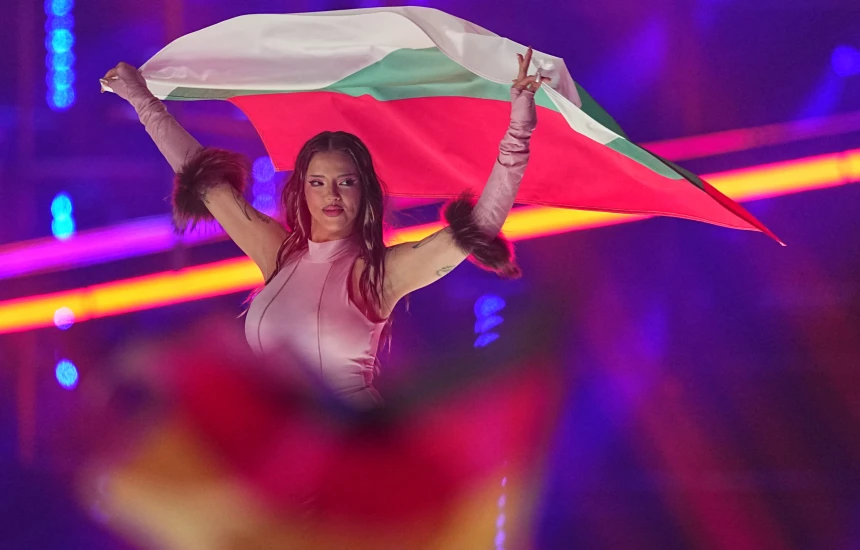 İsrail yuhalandı, Eurovision kupası Bulgaristan’a gitti
