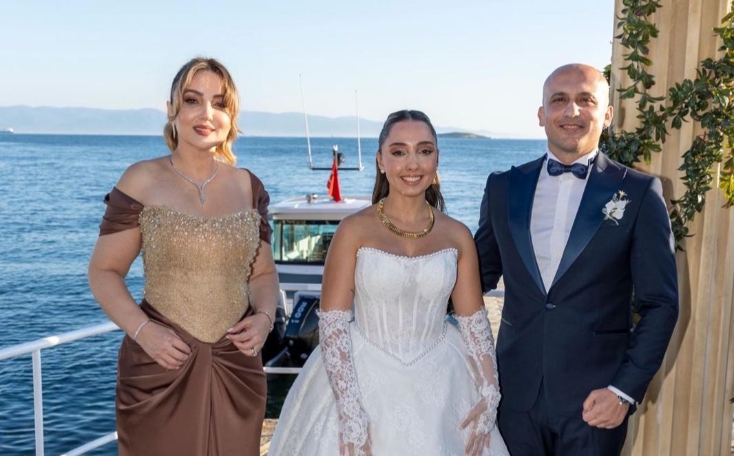 Atasoy Ailesi'nin mutlu günü