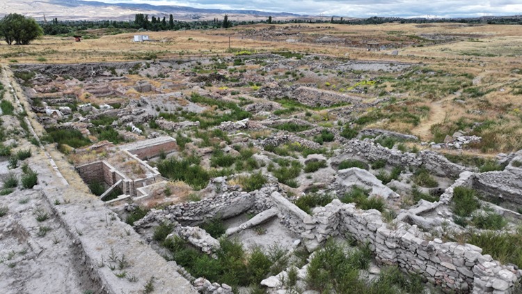Kültepe’de zaman kapsülü açıldı: 4 bin yıllık belge çözüldü