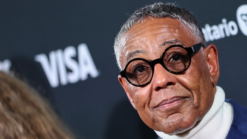Gus Fring rolüyle tanınan Esposito din değiştirdi!