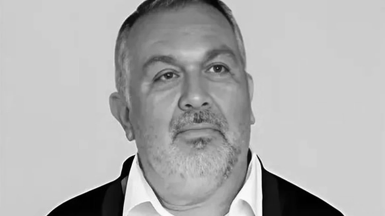 Sanat dünyasının acı kaybı: Ali Hürol yaşamını yitirdi