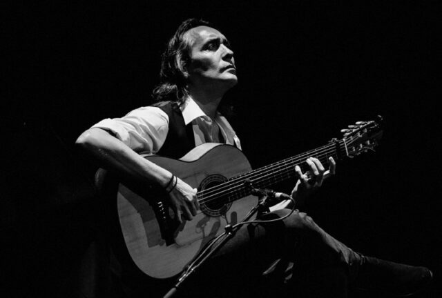 GRAMMY ÖDÜLLÜ FLAMENKO EFSANESİ VİCENTE AMİGO, İSTANBUL'A GELİYOR
